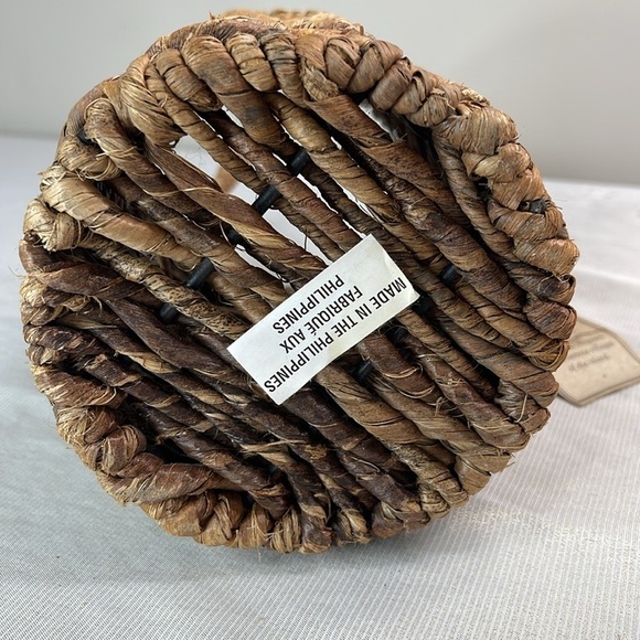 Handcrafted Woven Bottle or French Baguette Basket Natural Brown - Picture 9 of 12